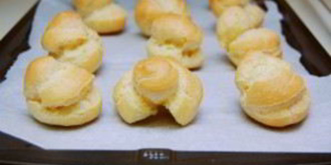 Рецепт профитролей с ромовой начинкой