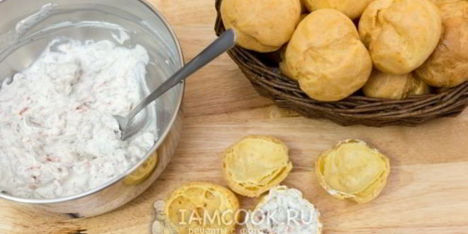 Рецепт профитролей с семгой и сливочным сыром