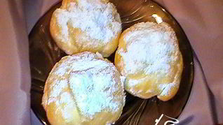 Рецепт Профитролей с творожной начинкой