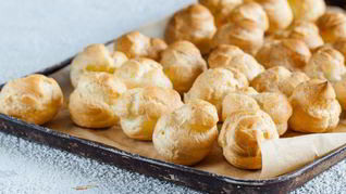 Рецепт Профитролей с заварным кремом