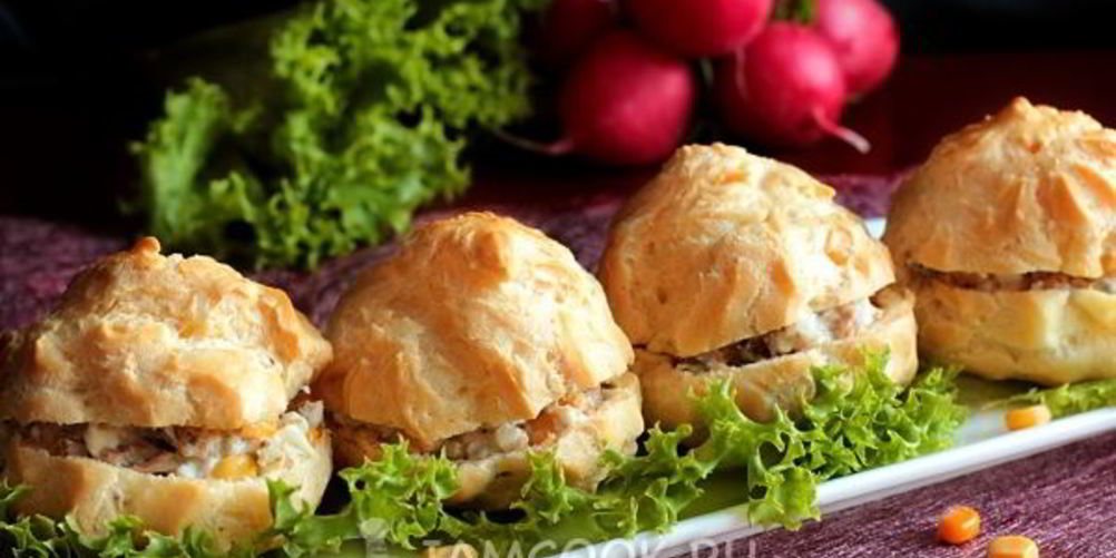 Как приготовить профитроли со шпротами