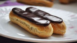 Рецепт Шоколадных пирожных эклеров с заварным кремом