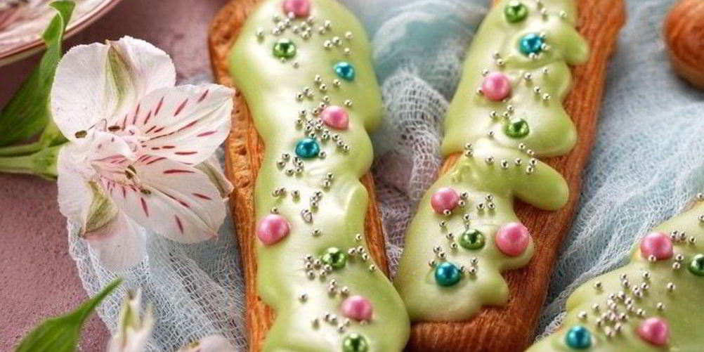 Как приготовить эклеры новогодние