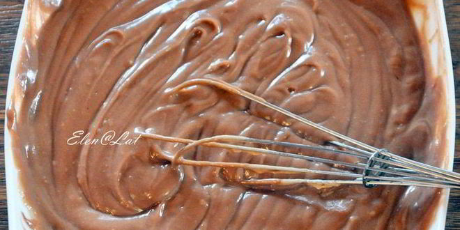 Рецепт эклеров с шоколадным кремом, карамелью и миндалем