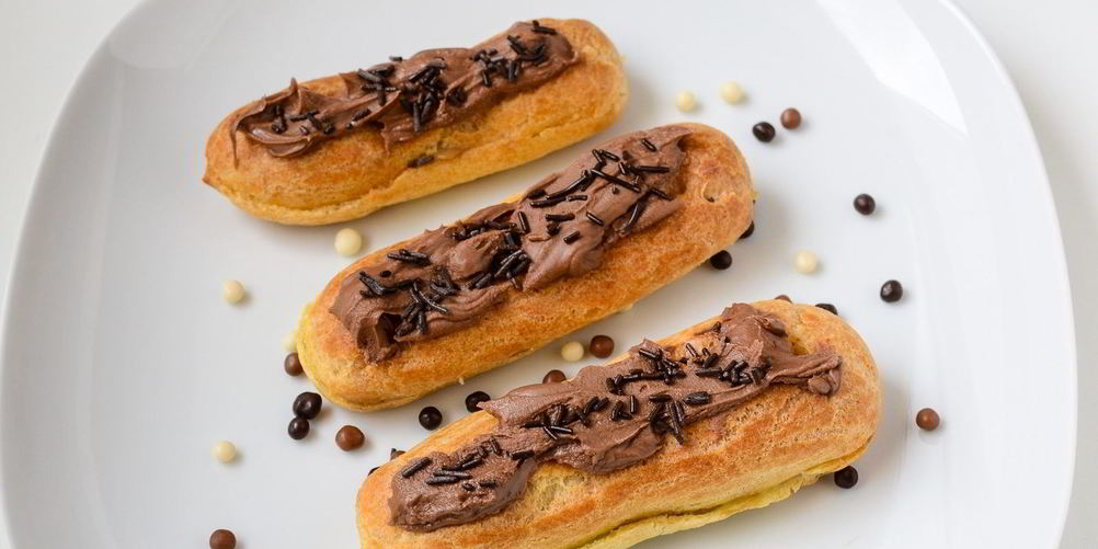 Как приготовить эклеры с шоколадным кремом