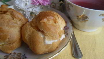 Рецепт Эклеров с творожным кремом и жареными яблоками