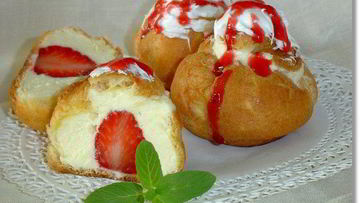 Рецепт Эклеров с заварным творожным кремом и клубникой