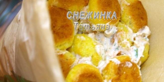 Рецепт закусочного торта новогодняя елка из профитролей и сливочного крем-мусса с семгой