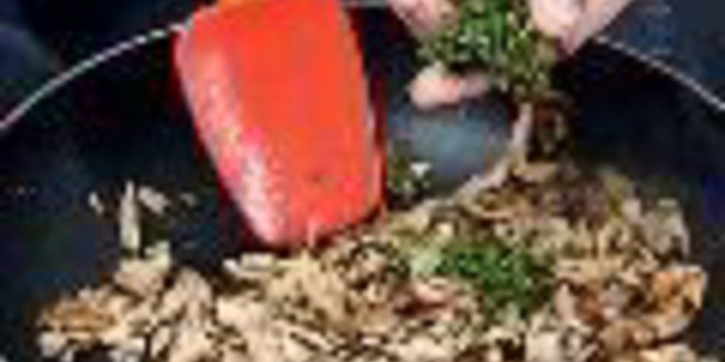 Рецепт запеканки из картофеля с вешенками и голубым сыром