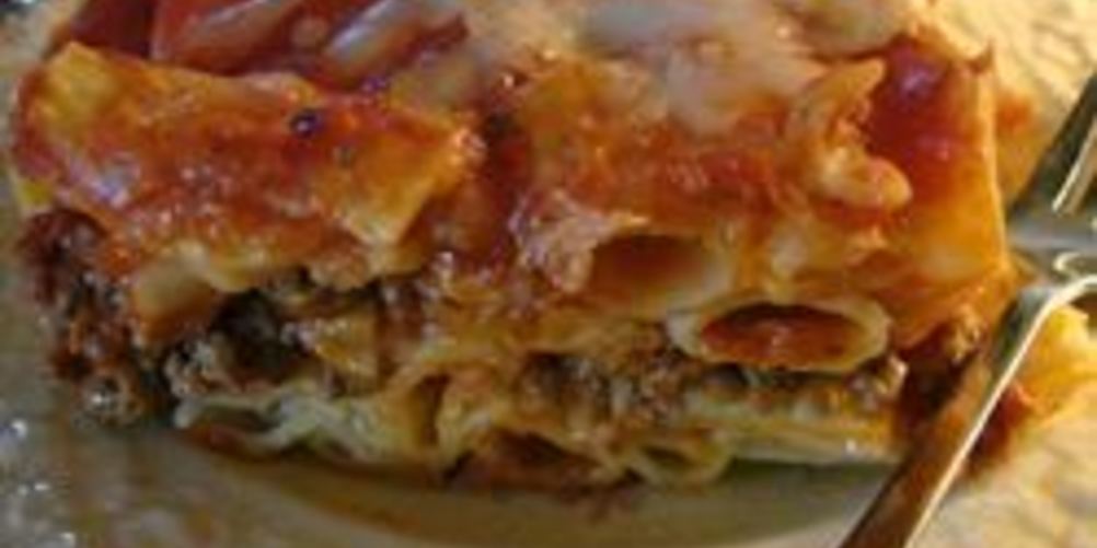 Как приготовить запеканку из макарон с фаршем и томатным соусом