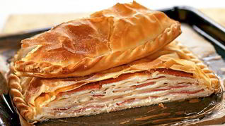 Рецепт Запеканки из теста, сыра и ветчины