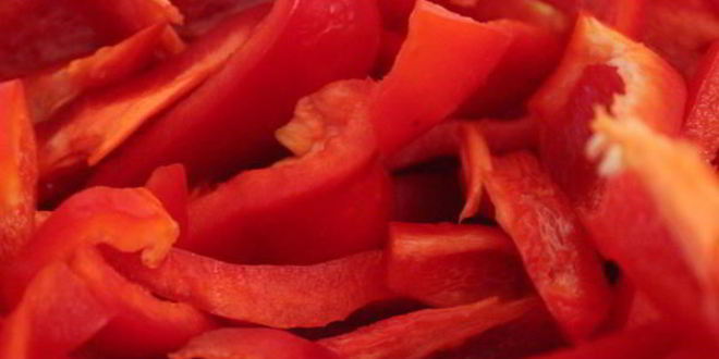 Рецепт аджики из болгарского и острого перцев