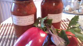 Рецепт Аджики из перца с яблоком и базиликом