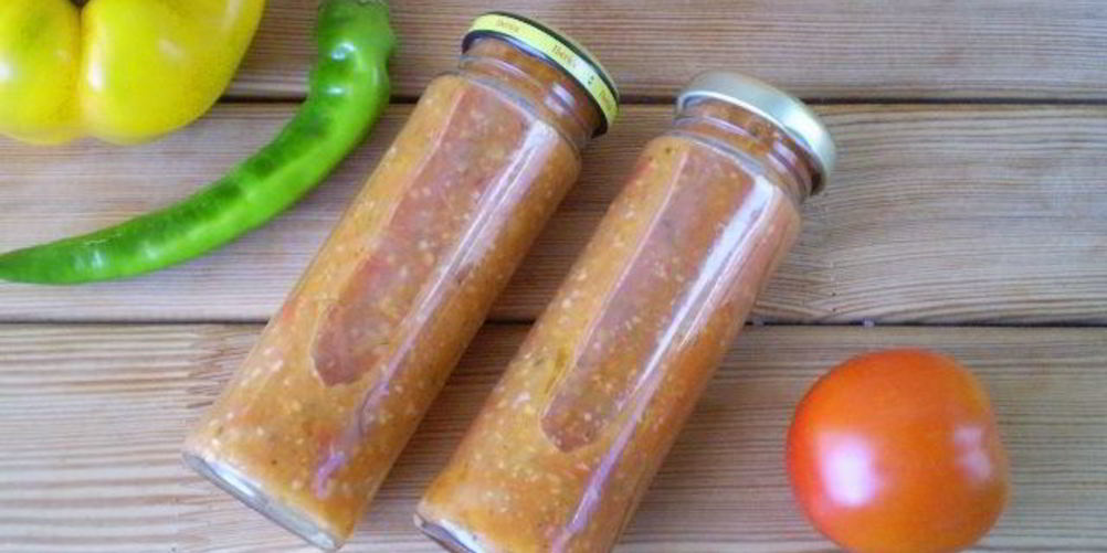 Как приготовить аджику из помидоров и перца на зиму