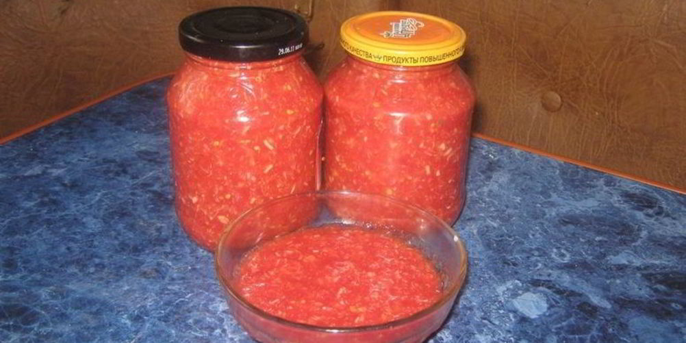 Как приготовить аджику с хреном и чесноком на зиму