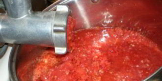 Рецепт аджики с хреном и чесноком на зиму