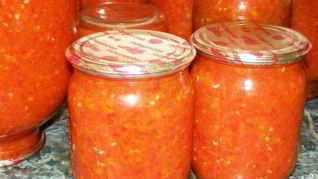 Рецепт Аджики с яблоками и помидорами