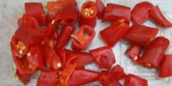 Рецепт аджики с яблоками и помидорами