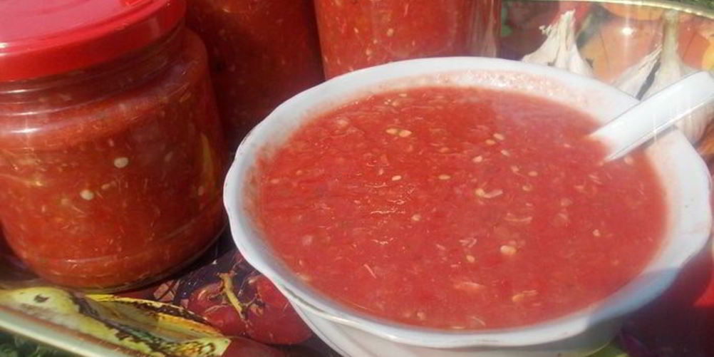 Как приготовить домашнюю аджику