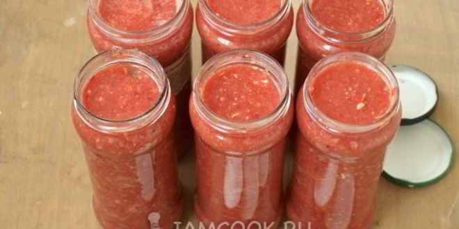 Рецепт сырой аджики с хреном