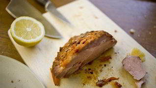 Рецепт Запеченной свинины в аджике