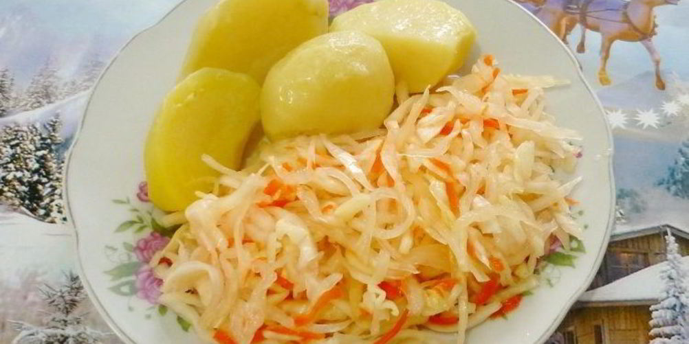 Как приготовить быструю квашеную капусту