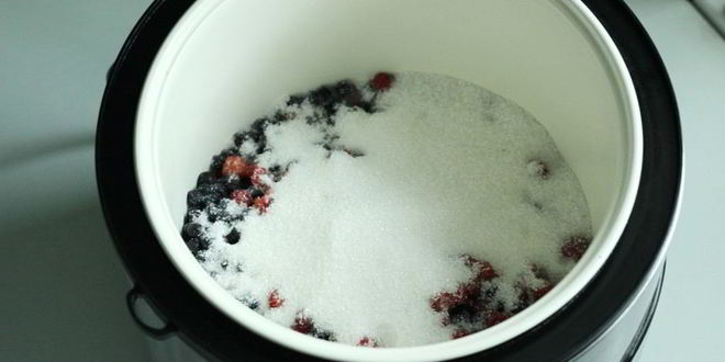 Рецепт чернично-малинового джем