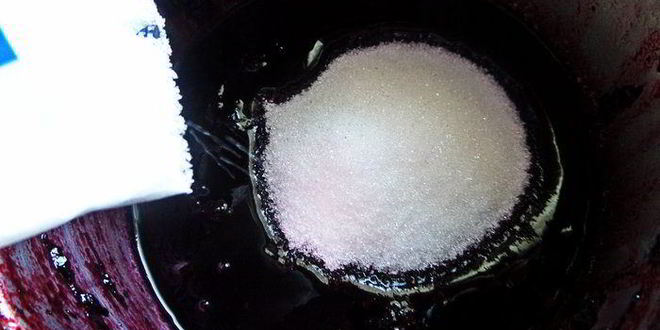 Рецепт черничного джема из духовки