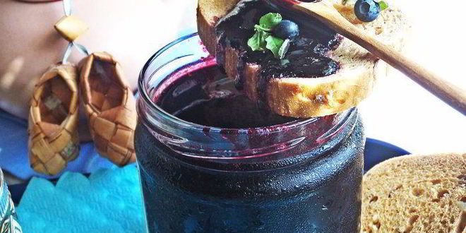 Рецепт черничного джема из духовки