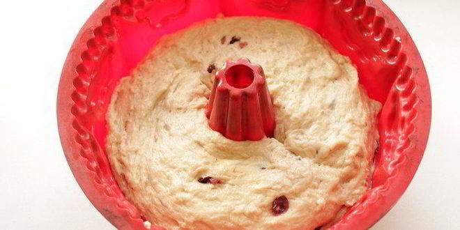 Рецепт гугельхопфа с джемом, миндалем и клюквой