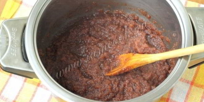 Рецепт шоколадна-яблочного джем