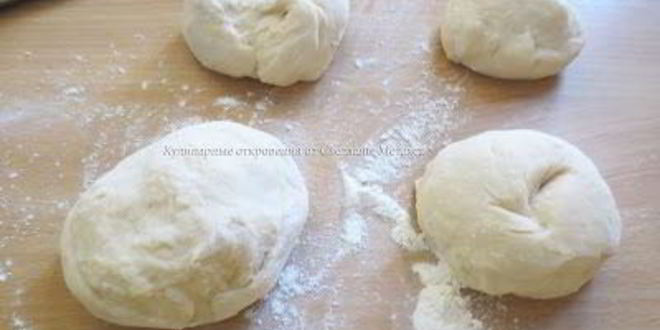 Рецепт слоеных булочек с малиновым джемом