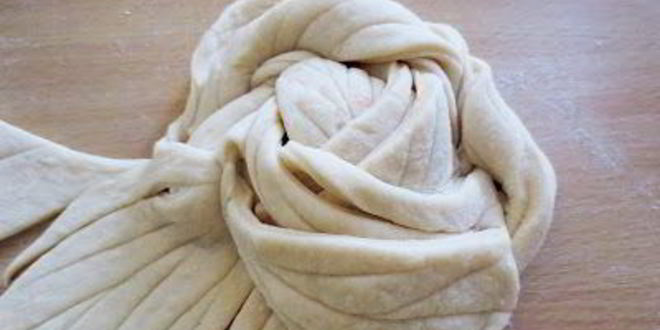 Рецепт слоеных булочек с малиновым джемом