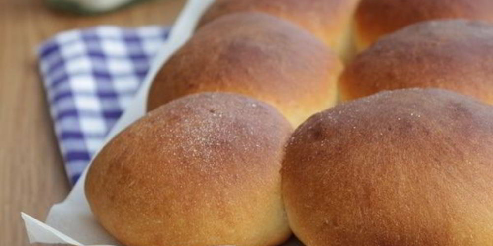 Как приготовить ванильные сдобные булочки с джемом
