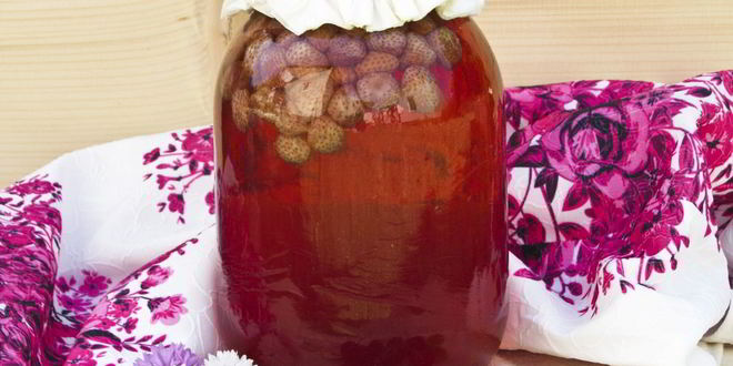 Рецепт клубничного компота на зиму