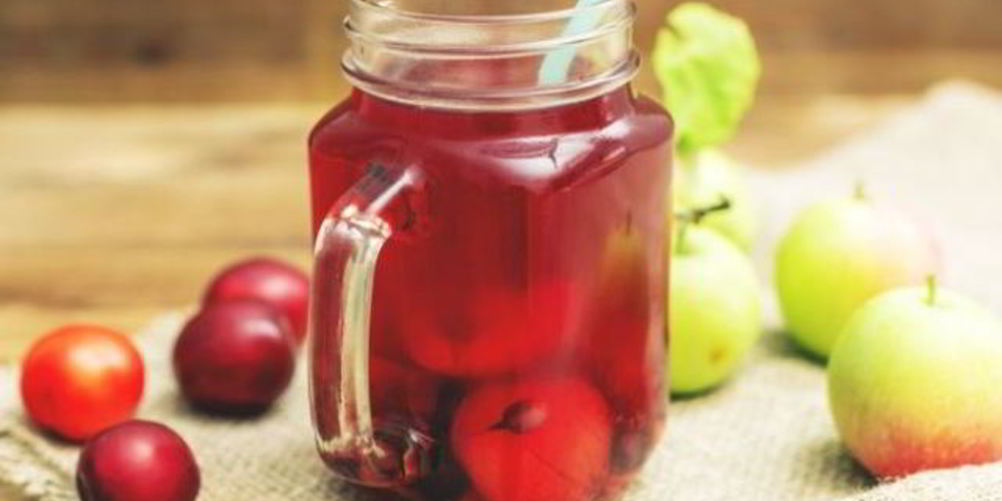 Как приготовить компот из алычи с яблоками