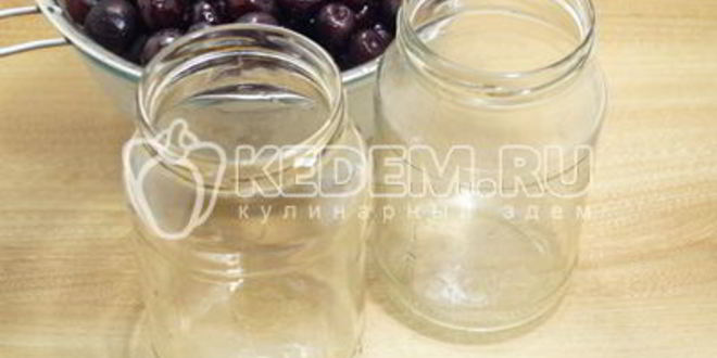 Рецепт компота из черешни на зиму