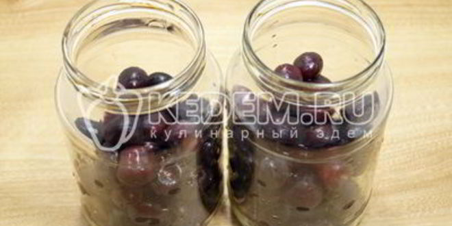 Рецепт компота из черешни на зиму