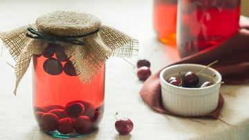 Рецепт Компота из черешни с косточками на зиму