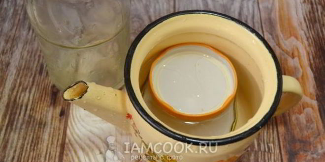 Рецепт компота из черешни с лимоном на зиму