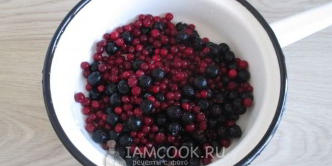Рецепт компота из черноплодной рябины и брусники