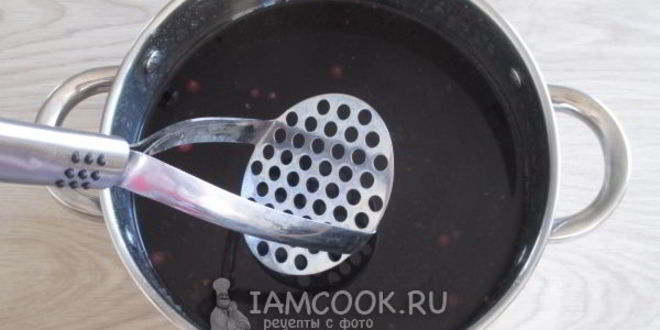 Рецепт компота из черноплодной рябины и брусники