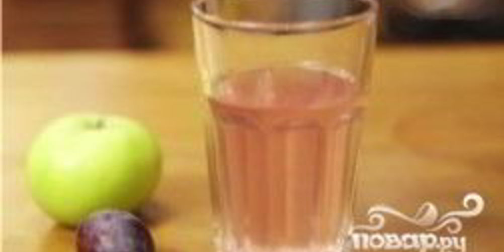 Как приготовить компот из слив и яблок