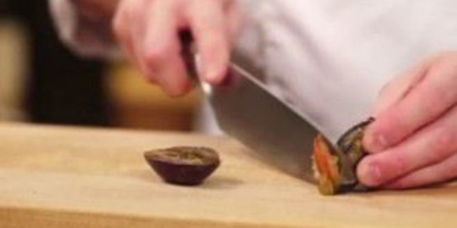 Рецепт компота из слив и яблок