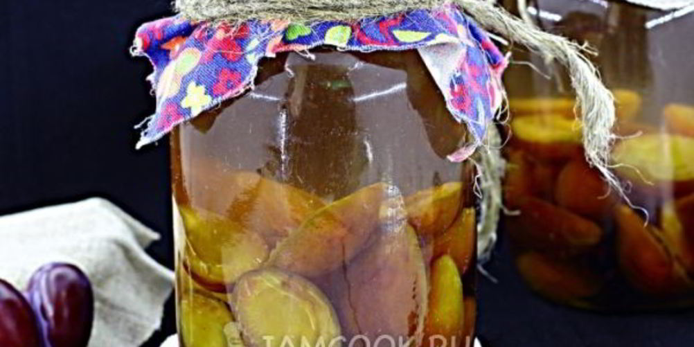 Как приготовить компот из слив на зиму с корицей