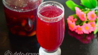 Рецепт Компота из слив с косточками на зиму