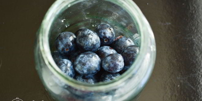 Рецепт компота из слив с косточками на зиму