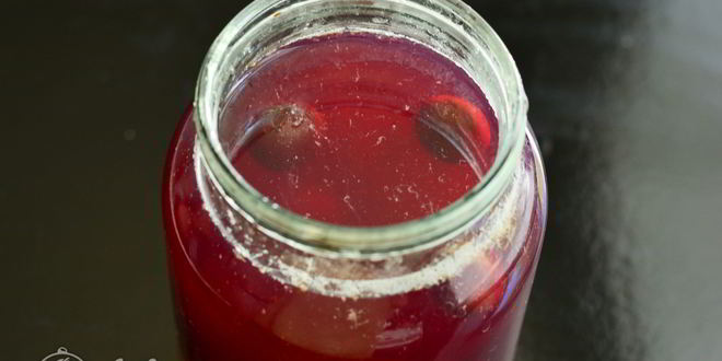 Рецепт компота из слив с косточками на зиму