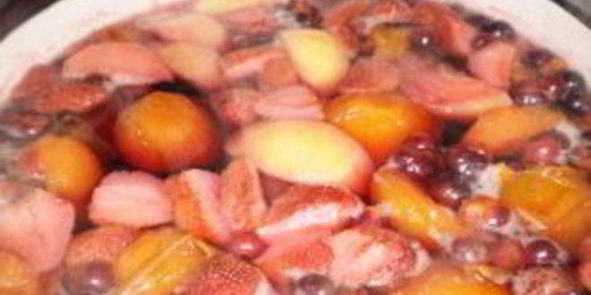 Рецепт компота из свежих ягод