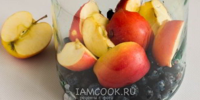 Рецепт компота из терна и яблок на зиму